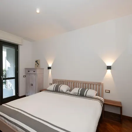 View By Interhome Appartamento Baveno