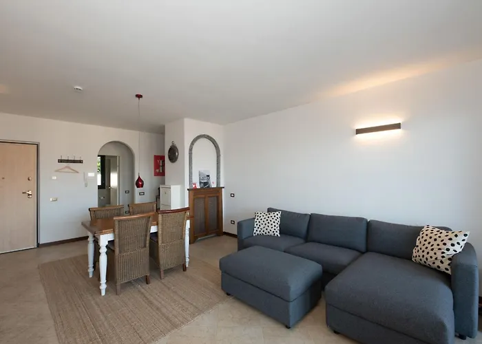 View By Interhome Apartament Baveno